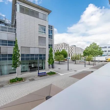 Exquis 4br Design Apart-haus I 2 Parken I Balkon * Böblingen