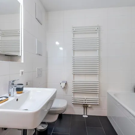 Appartement Exquis 4br Design Apart-haus I 2 Parken I Balkon *